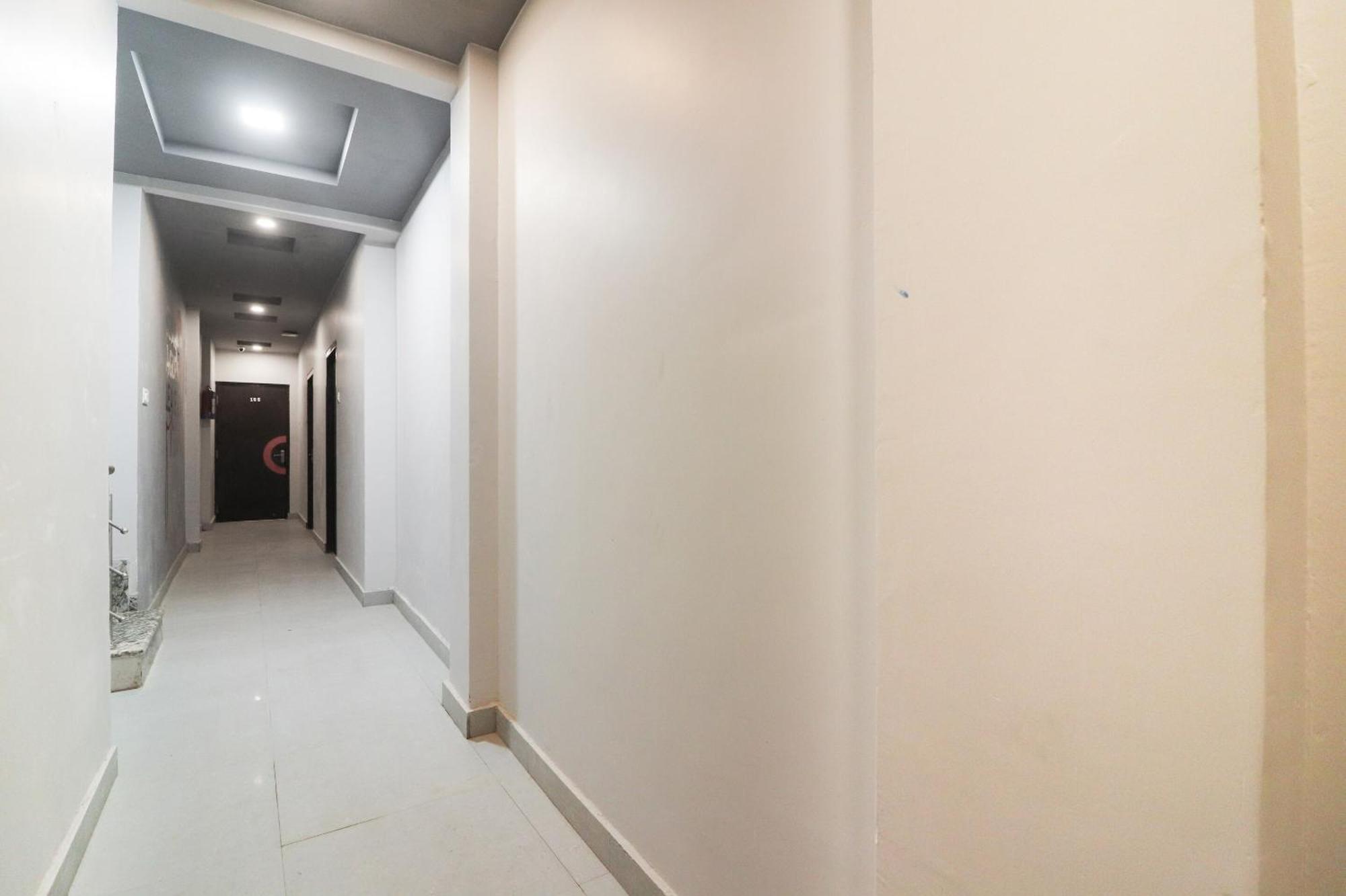 Super Collection O Sonica Gold Civil Lines Otel Allāhābād Junction Dış mekan fotoğraf